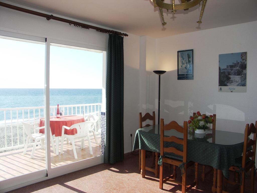 Apartamentos Lual Torrecilla Nerja Zewnętrze zdjęcie